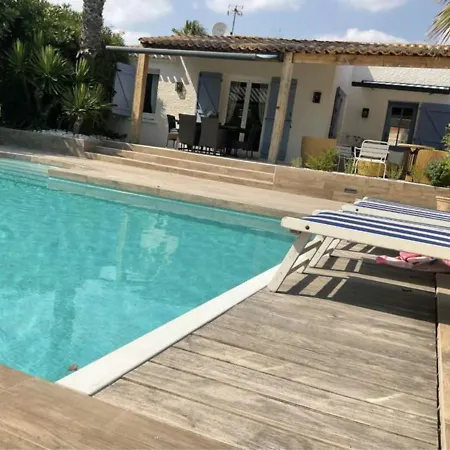 Climatisee Avec Piscine, Jardin Et Parking - 8 Personnes, Proche - Fr-1-607-182